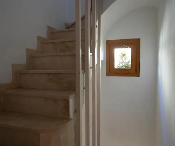 Silk Exchange - Market Apartment *